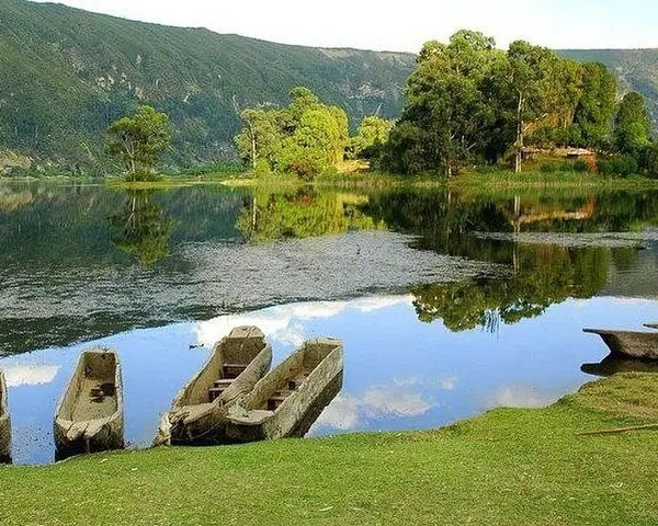 Halal multi‑day tour Addis Ababa, Lake Wonchi, Bishoftu crater lakes Ethiopia