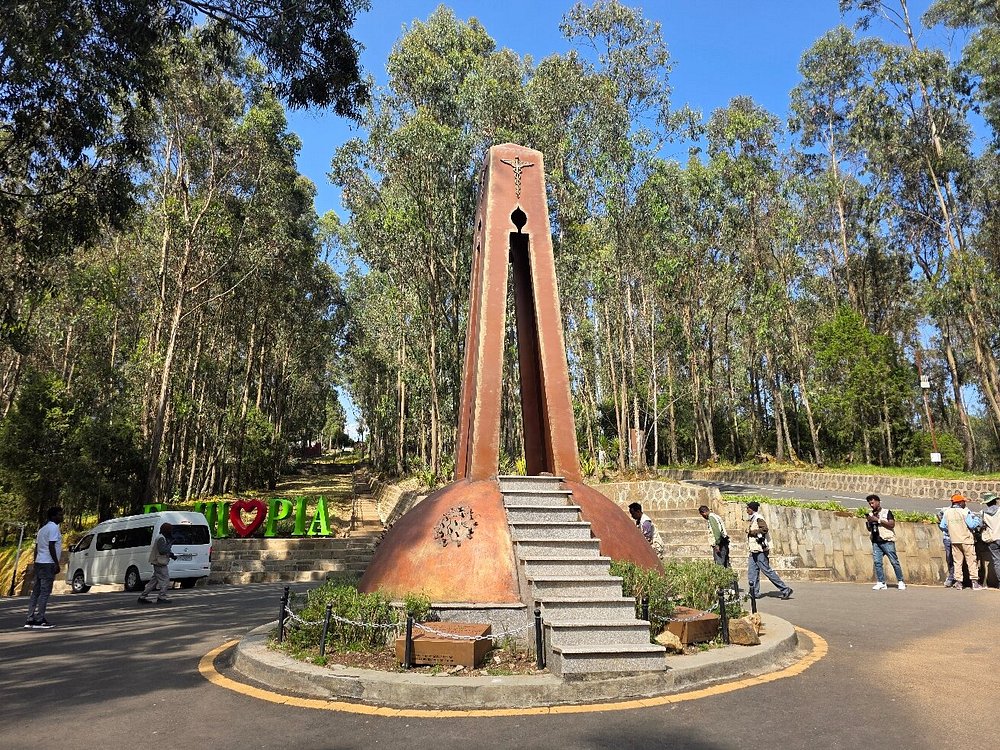 Halal half‑day tour of Entoto Hills and Addis Ababa panorama